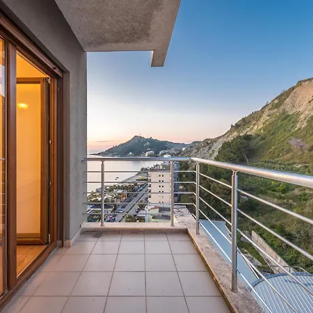Апартаменты Blue Heaven Beachfront Дуррес